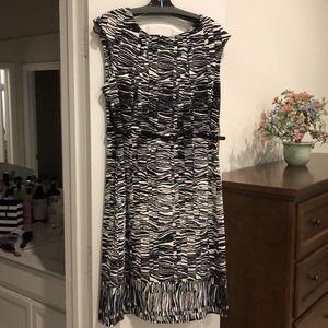 Cap sleeve Dress w/ Blk and Whi. Designer Pattern